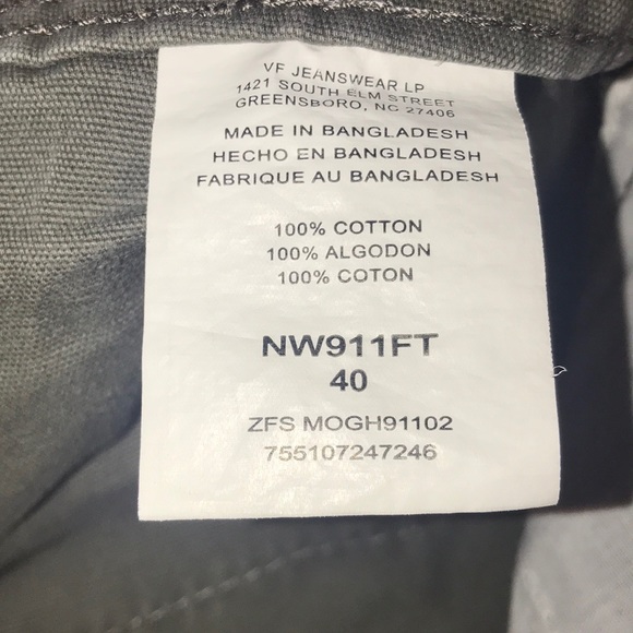 Men’s Wrangler Shorts - Picture 3 of 4